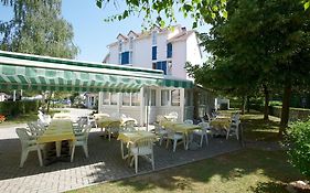 Hotel Strasbourg Montagne Verte&Restaurant - Free Parking